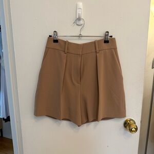 Theory High Waist Pleat Short